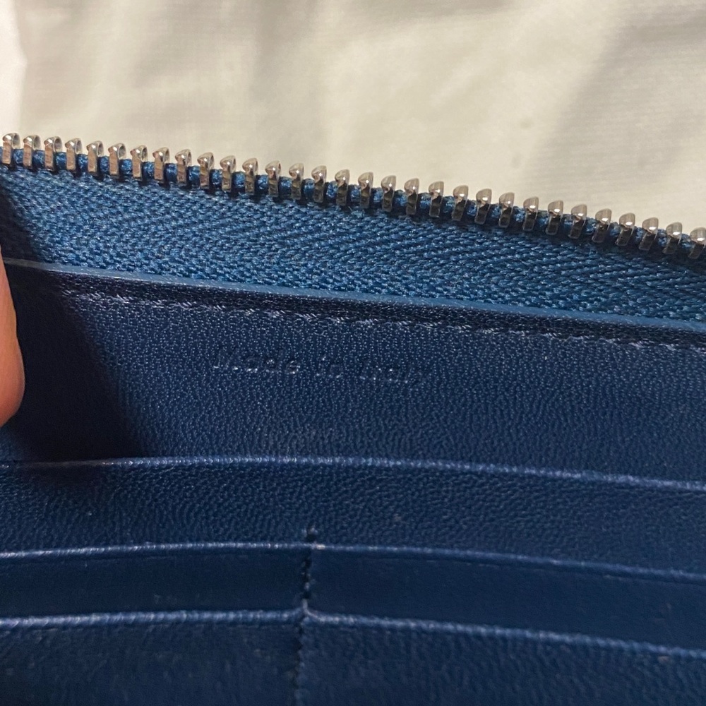 Authentic Celine blue half Zipped Wallet Preloved - Picture 13 of 14